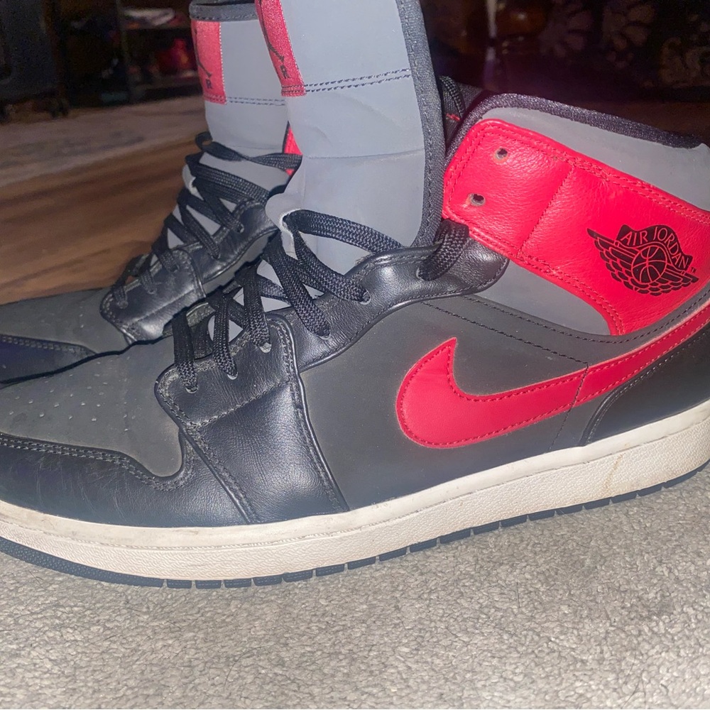 Nike Air Jordan Men's Shoes - Black and Red